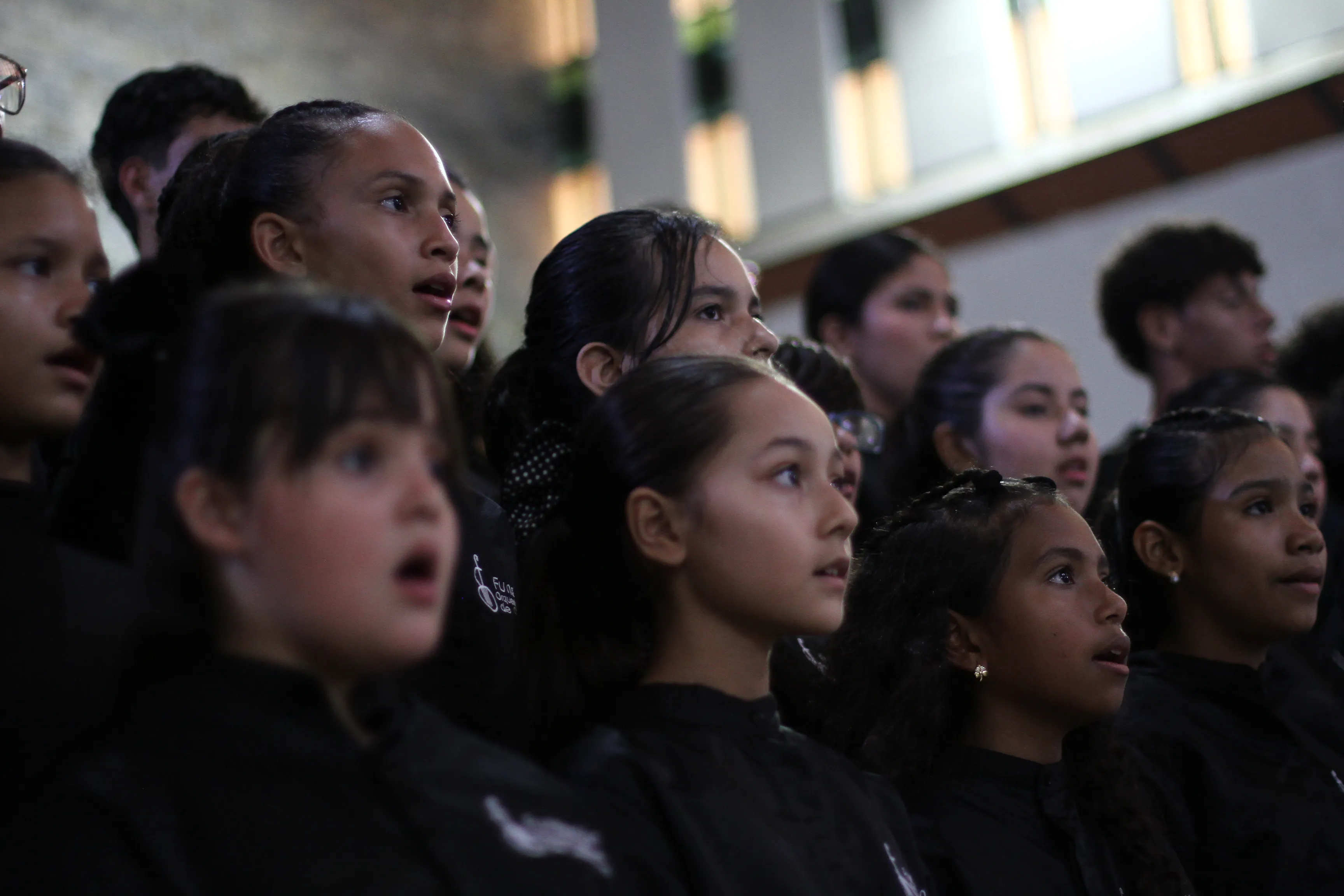 Ensayo musical de estudiantes de la Academia Internacional de Musica Maestro Jose Calabrese