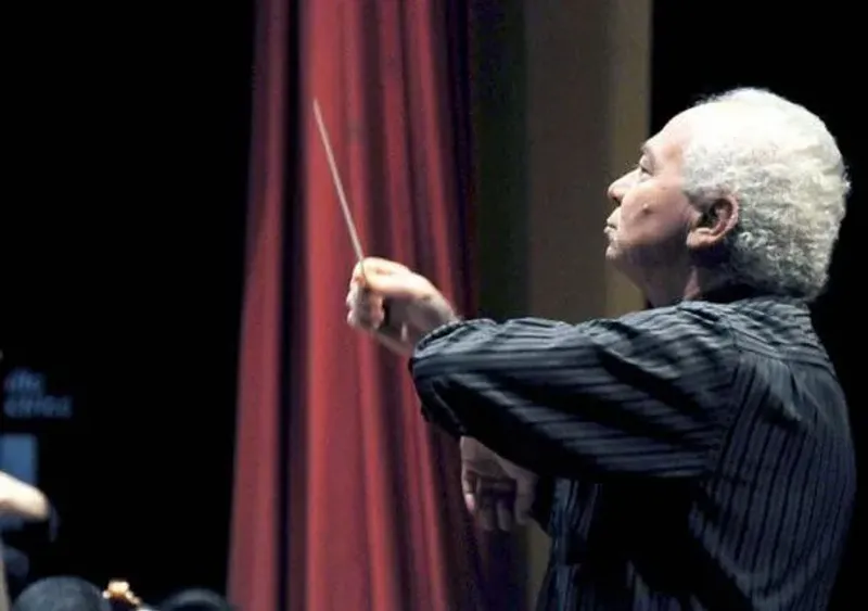 Maestro José Calabrese en concierto