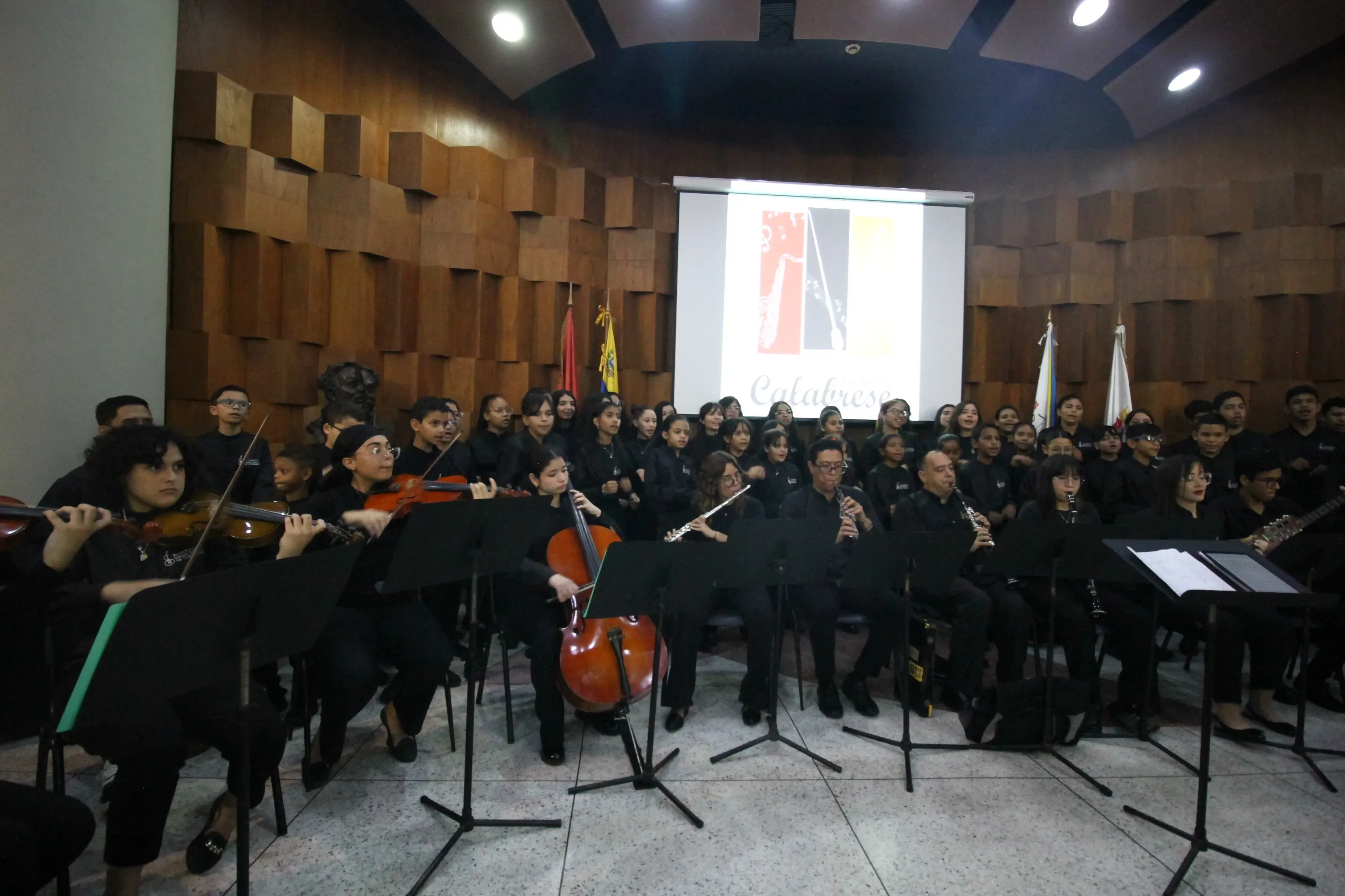 Practica orquestal en la academia